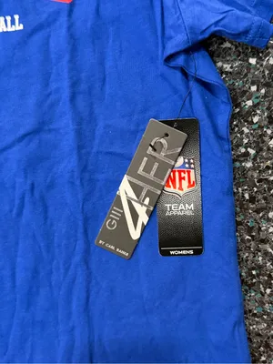 NWT Women's XL G III 4Her NFL Buffalo Bills Short Sleeve Blue XL T-Shirt thumbnail 3