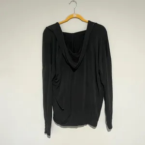 A Pea in the Pod Maternity Postpartum Black Hoodie Sweatshirt thumbnail 9
