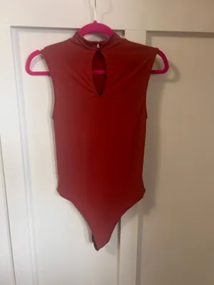 Buckle Red Bodysuit thumbnail 4