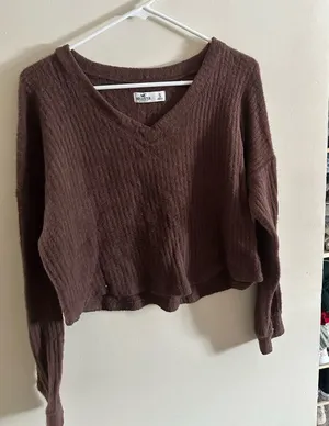Hollister Sweater Cropped thumbnail 1