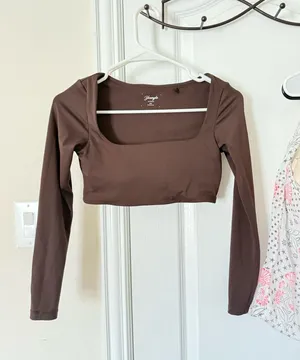 YoungLA long sleeve sports bra thumbnail 2