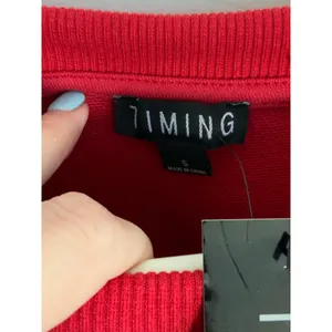 Timing‎ red crewneck sequined football Game Day Sweatshirt size small thumbnail 2