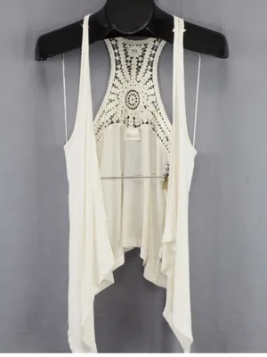 Pretty Good Boho Crochet Sweater Vest – Medium thumbnail 4