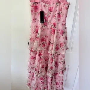 Lulus Immaculate Cutie Light Pink Floral Sleeveless Tiered Midi Dress NWT size M thumbnail 9