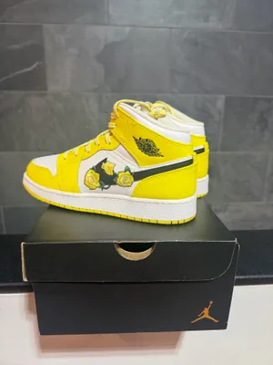 Yellow Floral Nikes thumbnail 4