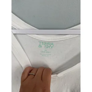 Terra & Sky Womens T-Shirt White Long Sleeve V-Neck Cotton Modal Plus Size 3X thumbnail 4
