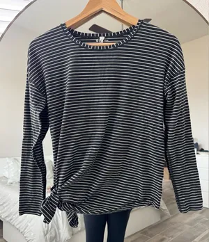 🛎️ Clearance Lululemon To The Point Long Sleeve Heathered Black & White Stripe thumbnail 1