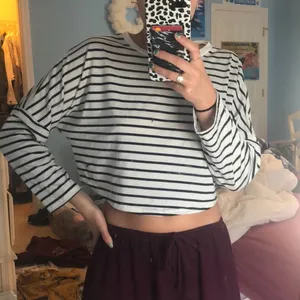 Black and White Striped Cropped Long Sleeve thumbnail 1