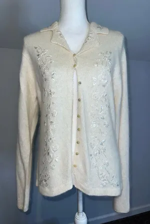 VTG Floral Embroidered Cardigan SILK ANGORA Beige Size M thumbnail 1