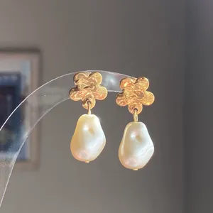 Handmade gold stainless flower baroque pearl dangle dangle earrings🌼 thumbnail 5