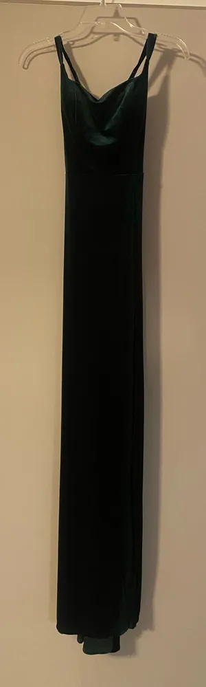 Green velvet dress thumbnail 1