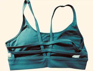 Vuori Women’s Yosemite Longline Sports Bra Sage Green size M Gym Workout VW1192 thumbnail 1