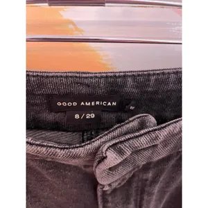 Good American Jeanius Good Skate Sweatpants Black Wide Leg Jeans 8/29 thumbnail 3