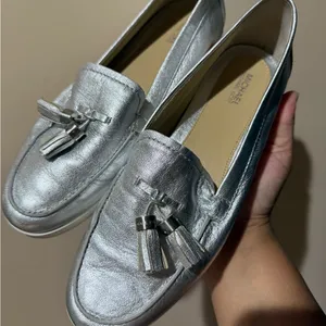Michael Kors Loafers‎ Size 9 Leather Silver Metallic Callahan Moccasins U thumbnail 2