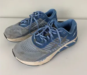 Altra Women’s Intuition 4.5 Athletic Blue Running Shoes Size US 9 Used Condition thumbnail 1
