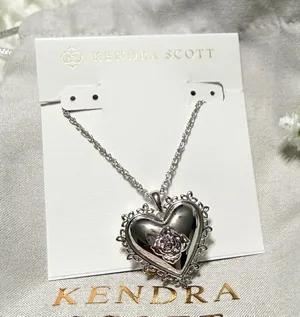 🩶🌸 Mallory Rose Locket Short Pendant Necklace from Kendra Scott. thumbnail 1