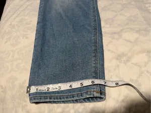 American Eagle Outfitters Women's Light Wash mom jeans size 10 short thumbnail 10