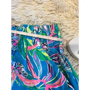 Lilly Pulitzer EUC Stretchy Waist Shorts Sz S Blue Green Pink thumbnail 4