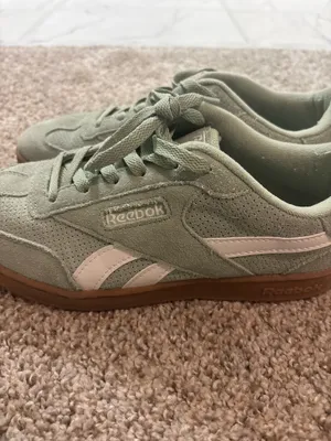 Reebok Sneakers thumbnail 4