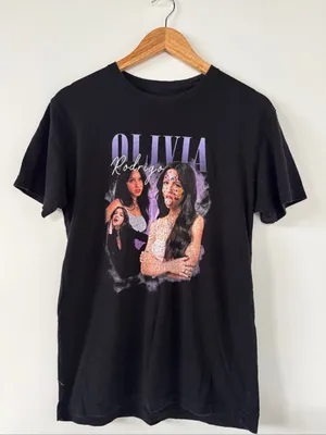 Olivia Rodrigo Black Graphic Tee - Olivia Rodrigo Short Sleeve Top EUC thumbnail 3