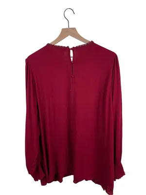 Torrid Washable Crinkle Gauze Crochet Yoke Blouson Sleeve Top Size 2X Rhubarb thumbnail 4