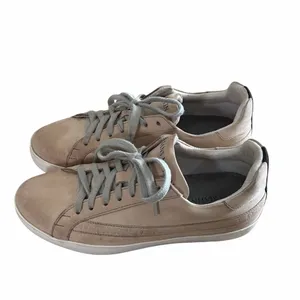 Women’s Olympus Low Top Sneakers Desert Sand Nubuck Leather thumbnail 6