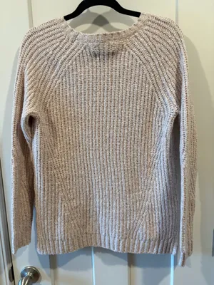 American Eagle Soft Pink Sweater  thumbnail 6