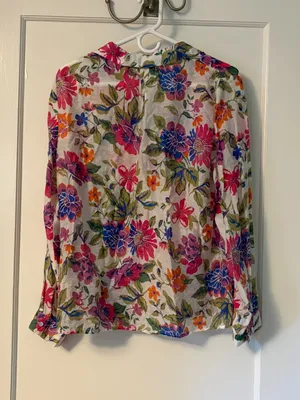 Easy Clothes silk blend sheer floral button up blouse size medium Pink thumbnail 3