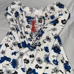 Free People White Sleeveless Blue Floral Criss Cross Dress Women Small Sundress thumbnail 3