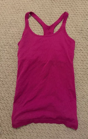 Lululemon tank  thumbnail 1
