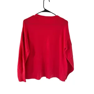 Vince Pleated Sleeve Cashmere Crew in Poppy thumbnail 3