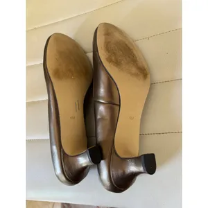 Array Bronze Metallic Leather‎ Kitten Heel Pumps Round Toe Shoes 9M 180379 thumbnail 7