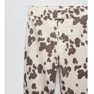 Zara Cow‎ Print High Waisted Flared Pants Brown Cream Womens Size 6 thumbnail 2