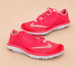 Nike FS Lite Run 2 Premium Women's Running Shoes Pink Athletic Sneakers Size 7 thumbnail 1