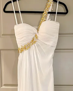 La Femme White Prom Dress Maxi Long Formal Wedding Elegant size 00 thumbnail 1