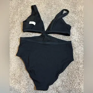 Aerie Ribbed Mix Crossover Cut Out One Piece Swimsuit Black NWT Size XL thumbnail 4