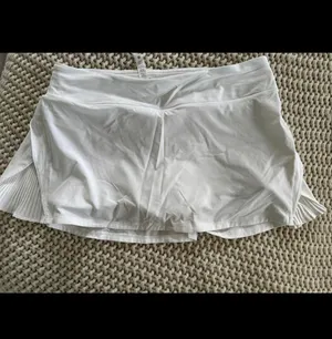 Lululemon Play off the Pleats Skirt 10 thumbnail 4