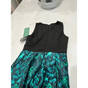 Melrose Social Green Black Leaf Pattern Gown Dress SBXQAYJ Size 10‎ NEW thumbnail 5