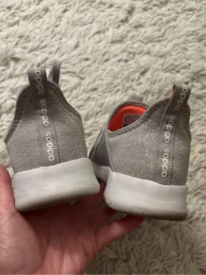 Adidas Cloudfoam Women’s Gray Lightweight Sneakers with Coral Lining Size 6.5 thumbnail 3