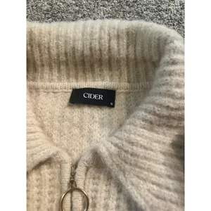 Cider Cream Wool Blend Cable Knit‎ Full Zip Cropped Cardigan Sweater Small thumbnail 5
