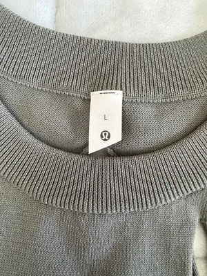 Lululemon Sweater thumbnail 2