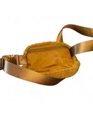 Lululemon Everywhere Fleece Belt Bag in the color Burnt Caramel thumbnail 5