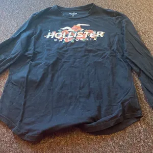 Hollister California small black long sleeve‎ thumbnail 1