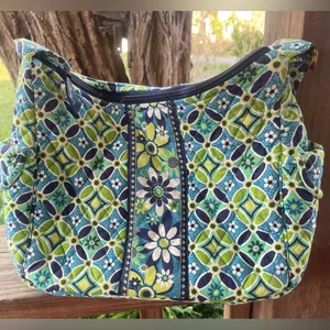 Vera Bradley Daisy Daisy Purse Retired thumbnail 1