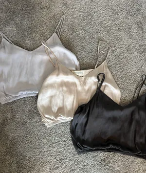 Pants Store Tops Size Medium thumbnail 1