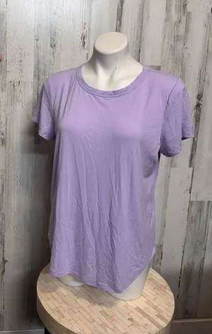 SO Lavender Purple Short Sleeve Crewneck T-Shirt Womens Size Large L Curved Hem thumbnail 1
