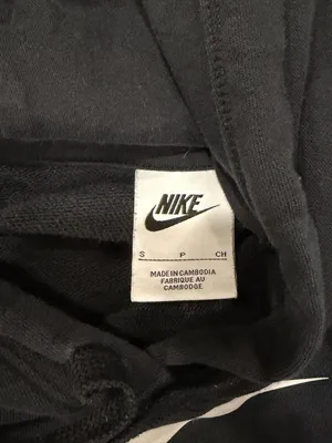 Nike Black Fleece Pullover Cropped Hoodie Women's Size S Logo Graphic Print thumbnail 3