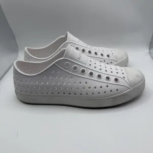 Native Jefferson Adult Unisex Shoes, Shell White/Shell White, W7/M5 thumbnail 3