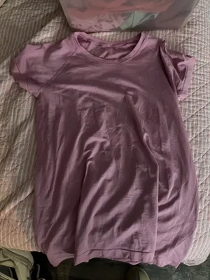 Lululemon Swiftly Tech Short Sleeve thumbnail 1
