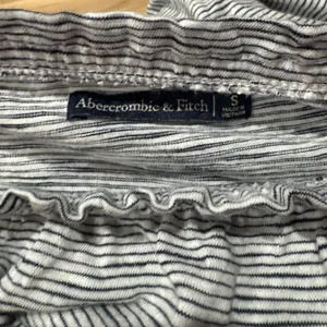 Abercrombie and Fitch Striped Embroidered Shoulder Mini Dress Women’s Small thumbnail 4